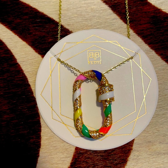 B B Lila 16 inch necklace w/ carabiner link. - Picture 2 of 5